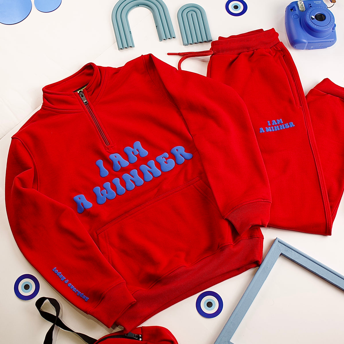 I AM A WINNER - RED