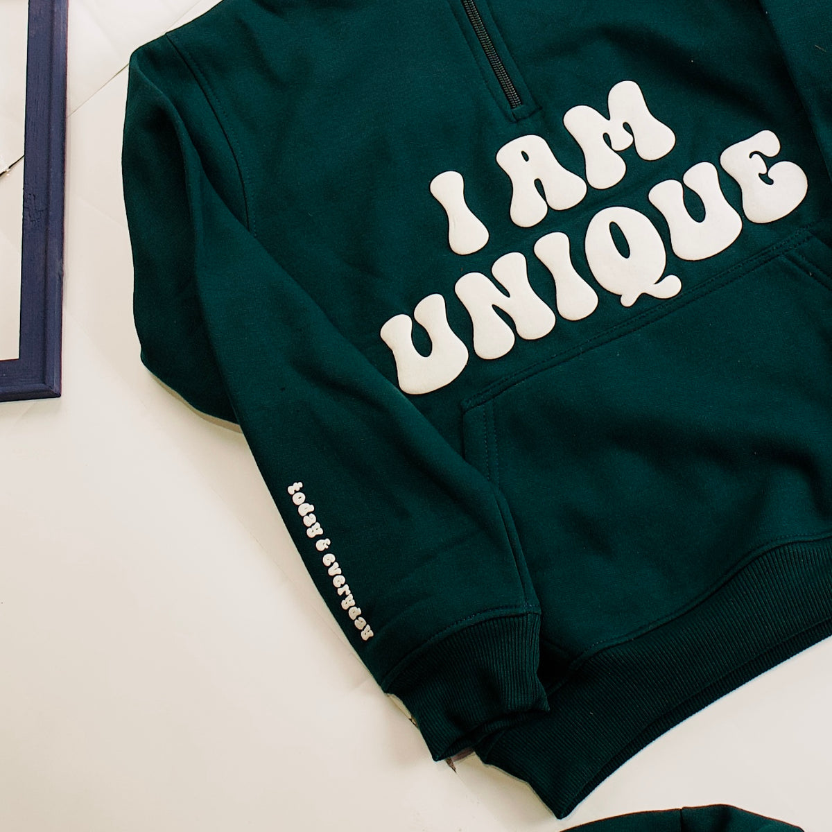 I AM UNIQUE - DARK GREEN